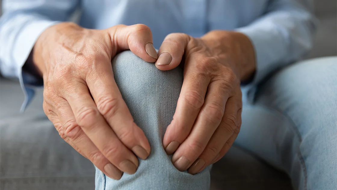 Précision laser pour la gestion de la douleur du genou et la récupération