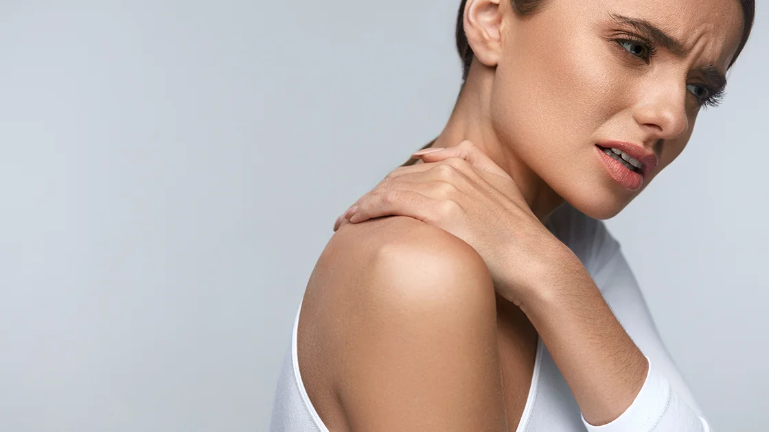 Laser Therapy Unleashes Comfort for Frozen Shoulders